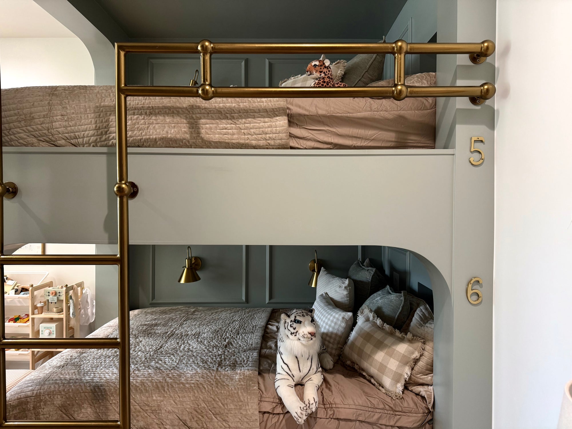 Solid Brass Number 5 reference image