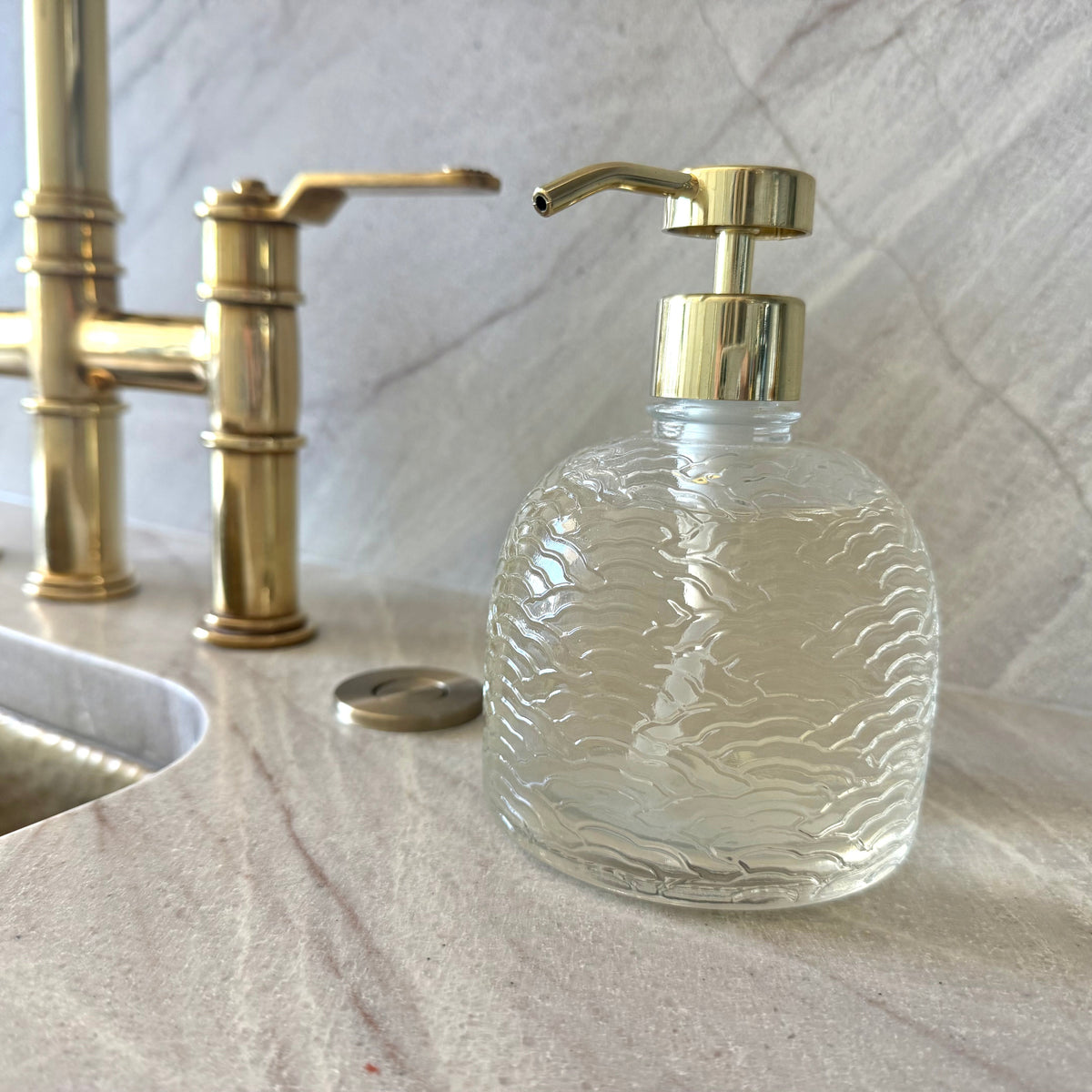 Aroma Aria Citrus Splash Hand Wash styled in Teresa’s home